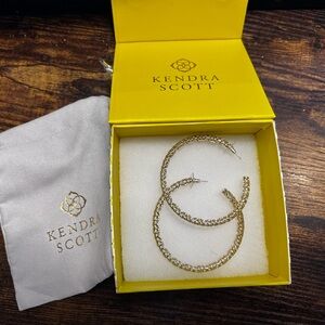 Kendra Scott Maggie earrings in gold filagree. Includes dust bag and box.